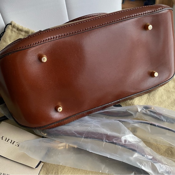 Burberry Bag - excellent condition!!! - Picture 5 of 11